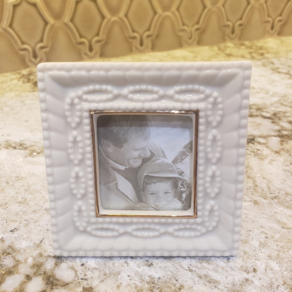 Lenox Picture Frame